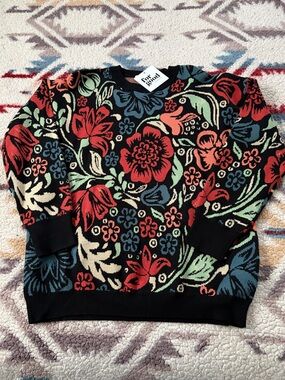 Floral Knit Sweater ✨NWT✨